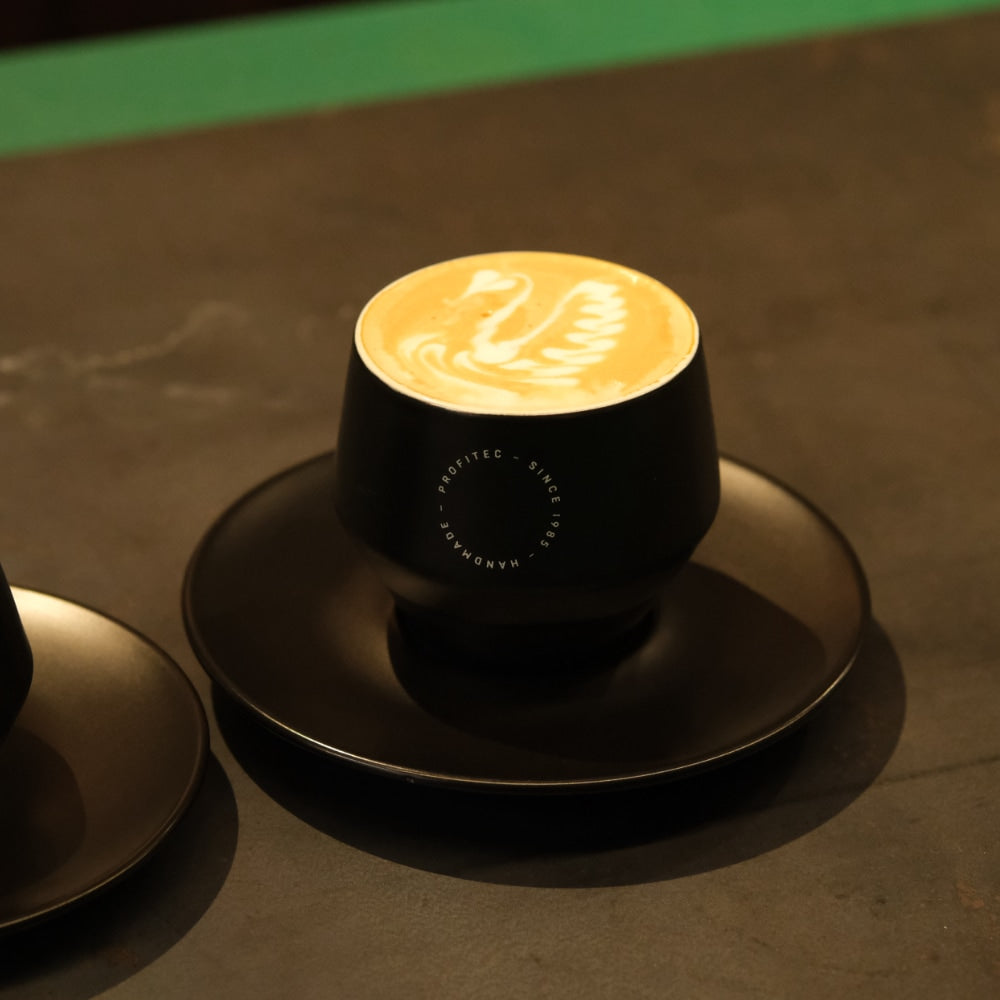 Profitec Cappuccino kop met schotel